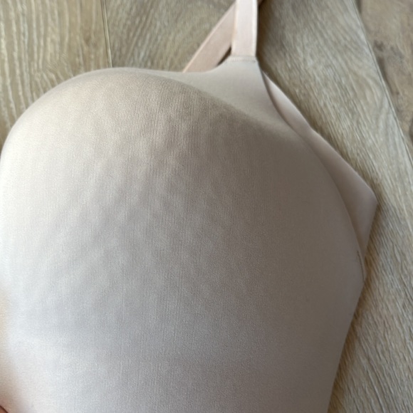Knix Beige Bra - Picture 2 of 3